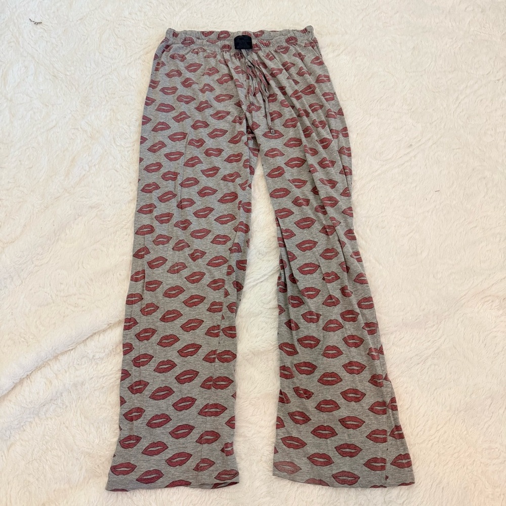 Women's Gray and Red Lip Print Pajama Pants